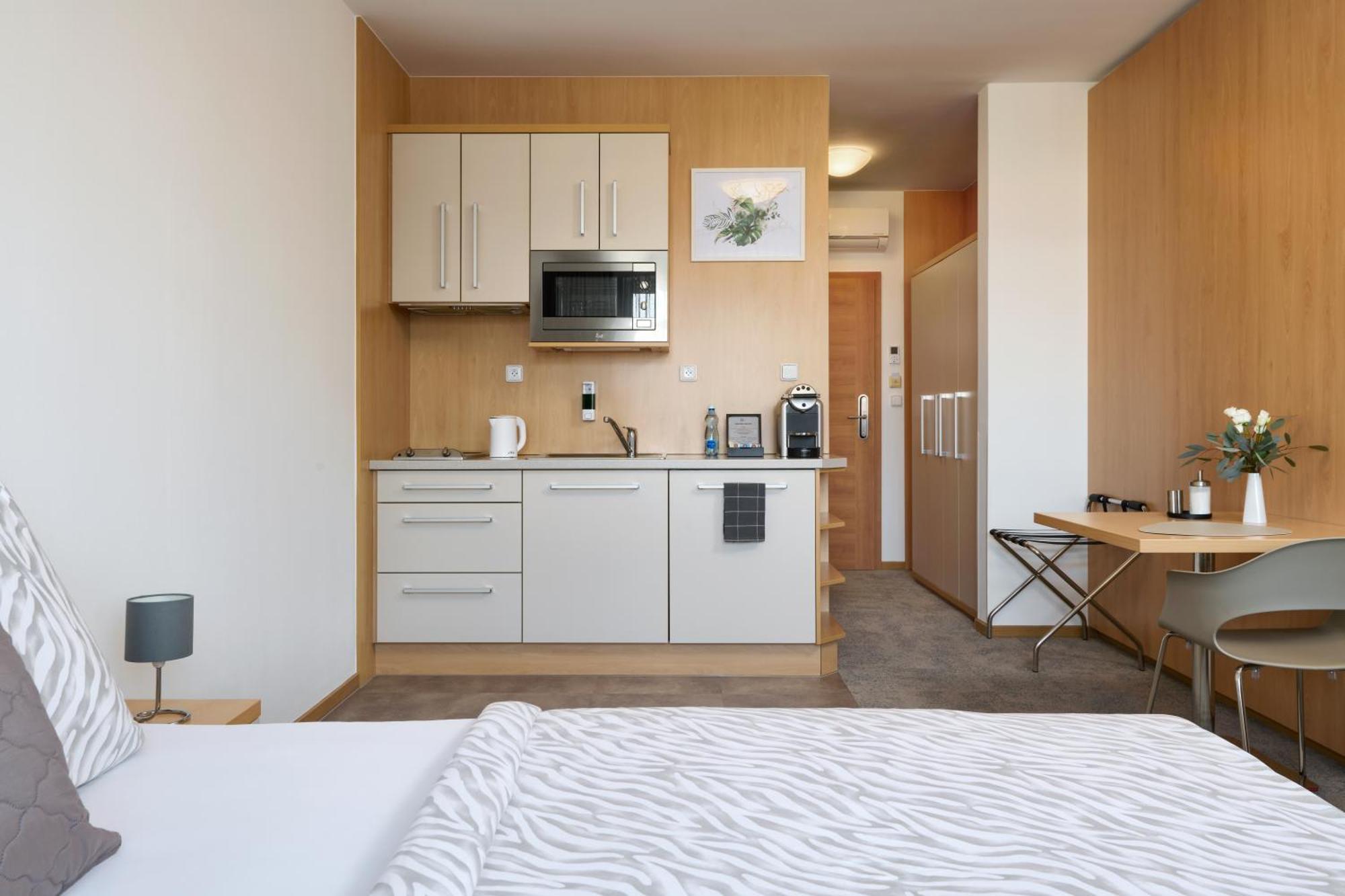 Hotel Osvit Mlada Boleslav Luaran gambar