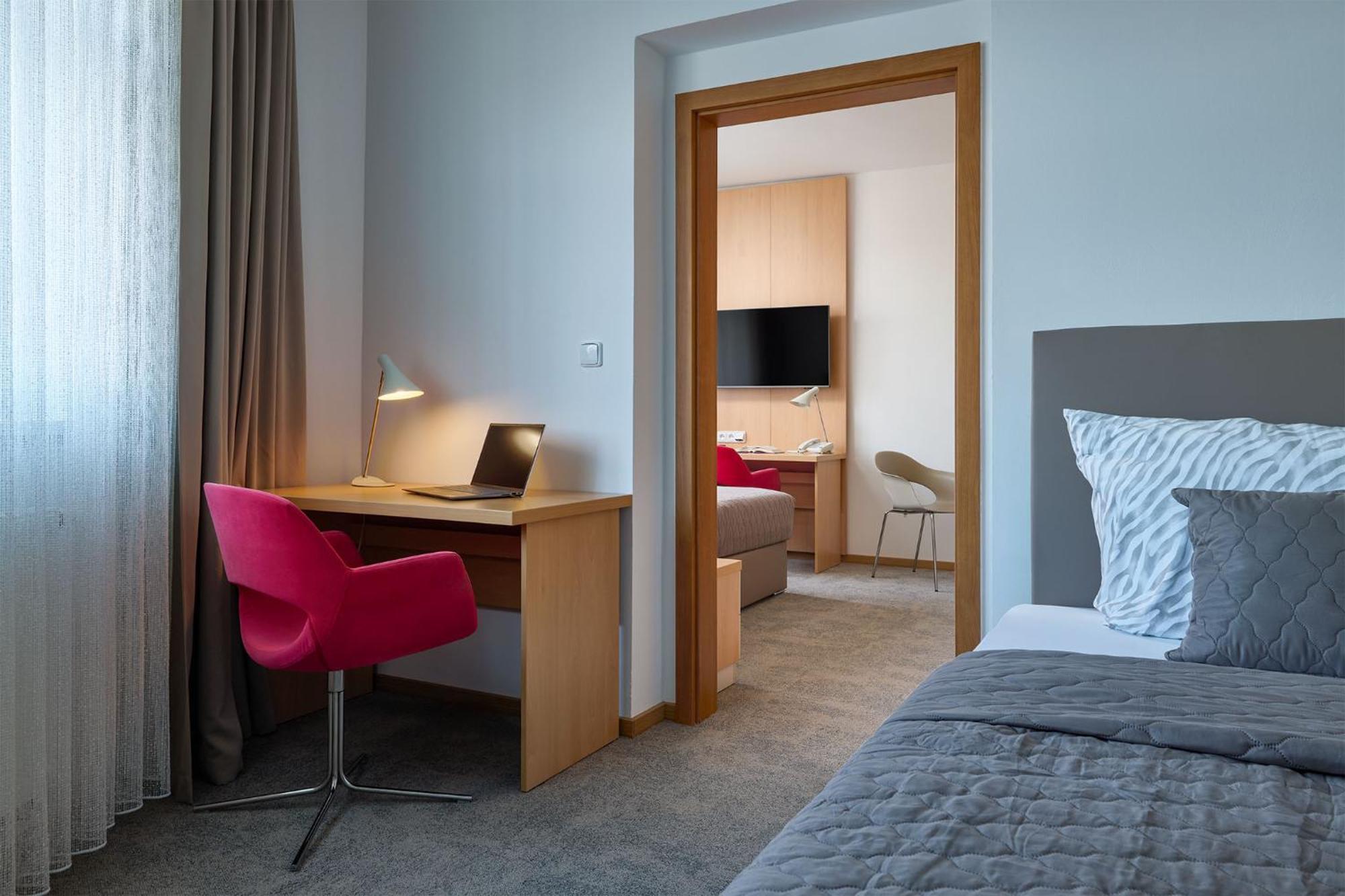 Hotel Osvit Mlada Boleslav Luaran gambar