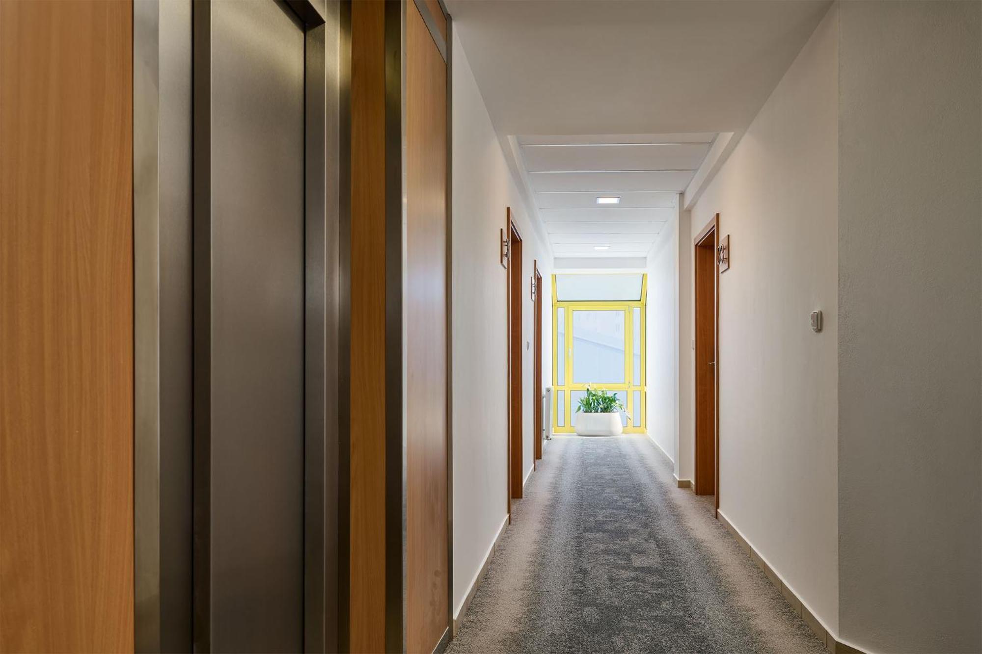 Hotel Osvit Mlada Boleslav Luaran gambar